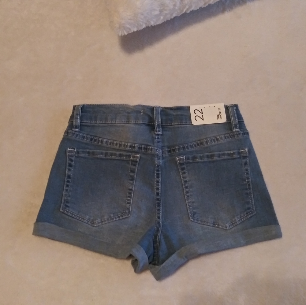 shorts - Picture 4 of 4